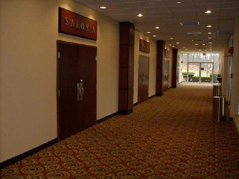 La Quinta Inn & Suites Pittsburgh North McCandless Township Buitenkant foto