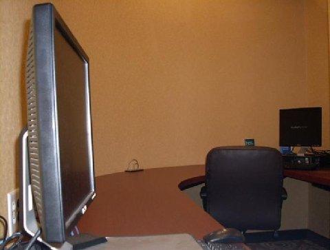 La Quinta Inn & Suites Pittsburgh North McCandless Township Buitenkant foto