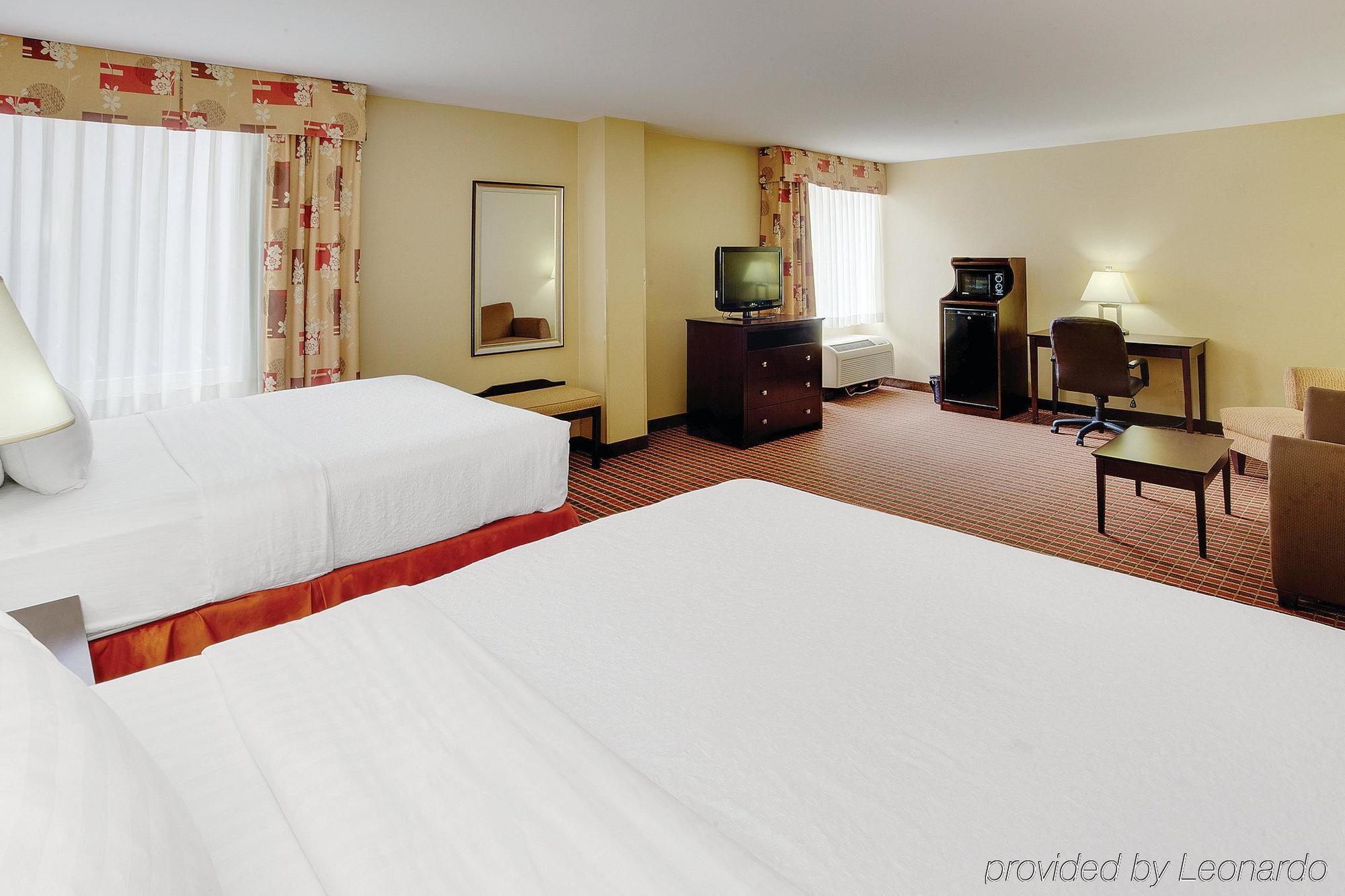 La Quinta Inn & Suites Pittsburgh North McCandless Township Buitenkant foto
