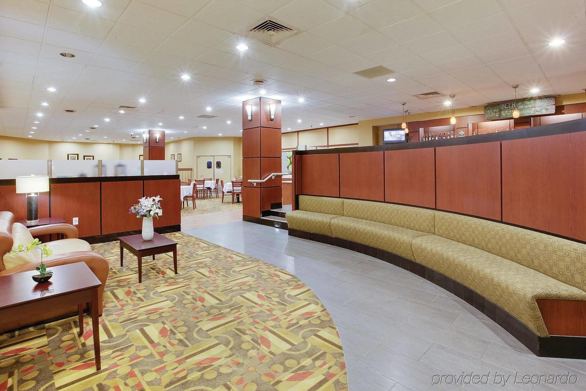La Quinta Inn & Suites Pittsburgh North McCandless Township Buitenkant foto